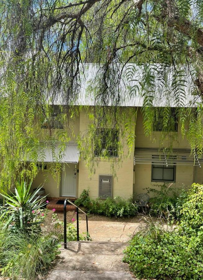 Villa Provincial - 2 Bedrooms Both With Ensuites -Situated In Cypress Lakes Resort Pokolbin Exterior foto